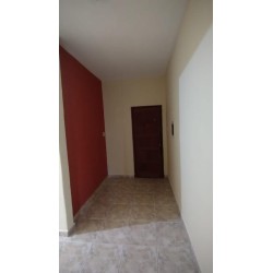 Vendo Apartamento c 4 quartos, Centro de Coelho da Rocha. Cod 764