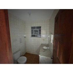 Vendo Apartamento c 4 quartos, Centro de Coelho da Rocha. Cod 764