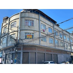 Vendo Apartamento c 4...
