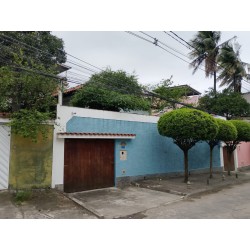 VENDO CASA, COM 3 QUARTOS,...