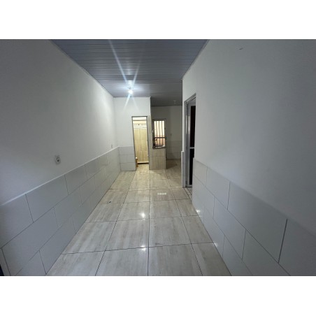ALUGO CASA UM QUARTO, NO CENTRO DE COELHO DA ROCHA, COM ÁREA DE SV - COD 078