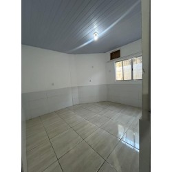 ALUGO CASA UM QUARTO, NO CENTRO DE COELHO DA ROCHA, COM ÁREA DE SV - COD 078