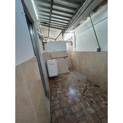 ALUGO CASA UM QUARTO, NO CENTRO DE COELHO DA ROCHA, COM ÁREA DE SV - COD 078